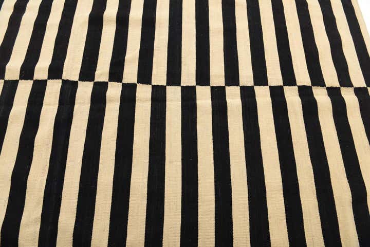 5' 4 x 6' Hand Woven Kilim Modern Wool Rug