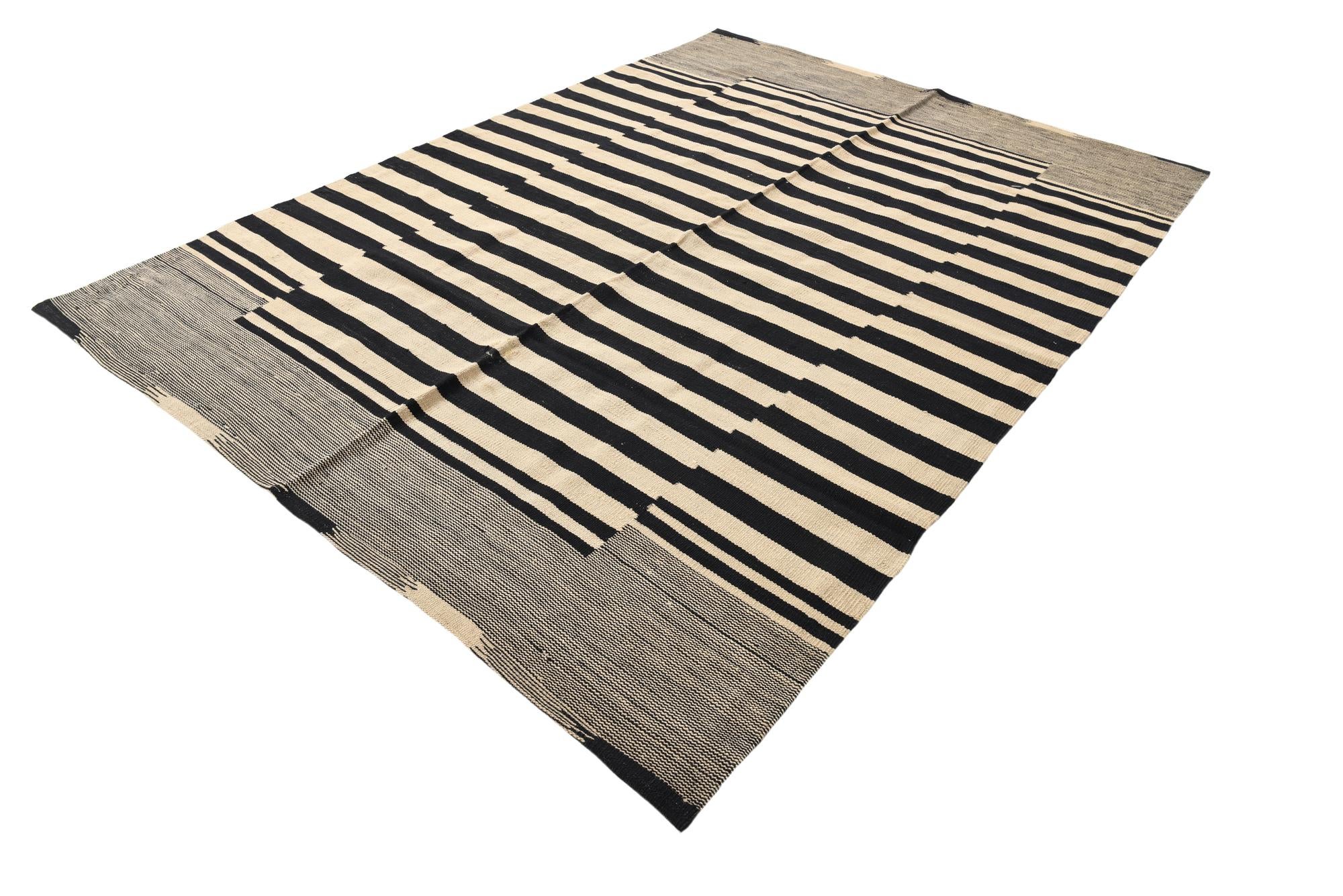 5' 6 x 7' 8 Hand Woven Kilim Modern Wool Rug