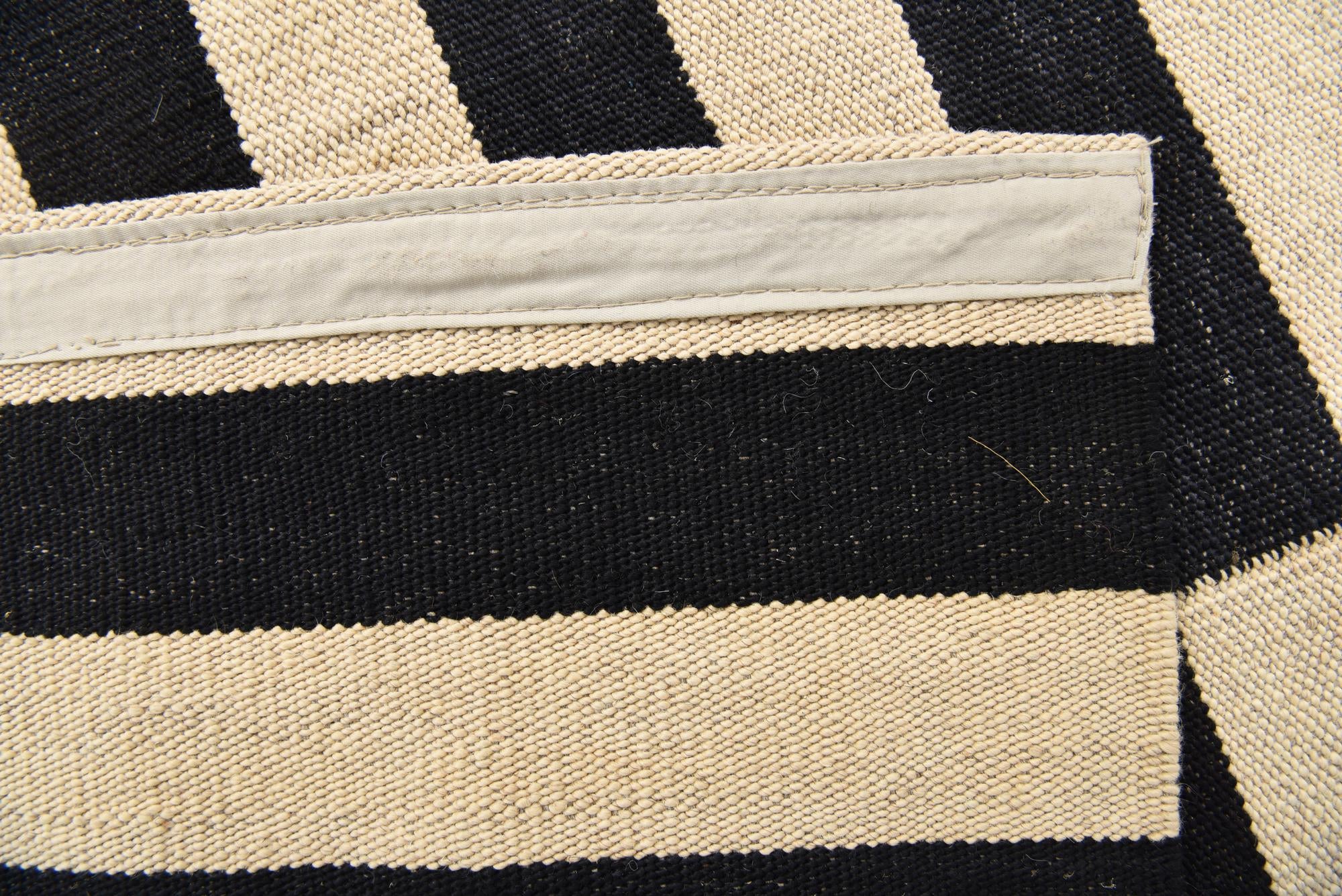 4' 2 x 5' 10 Hand Woven Kilim Modern Wool Rug