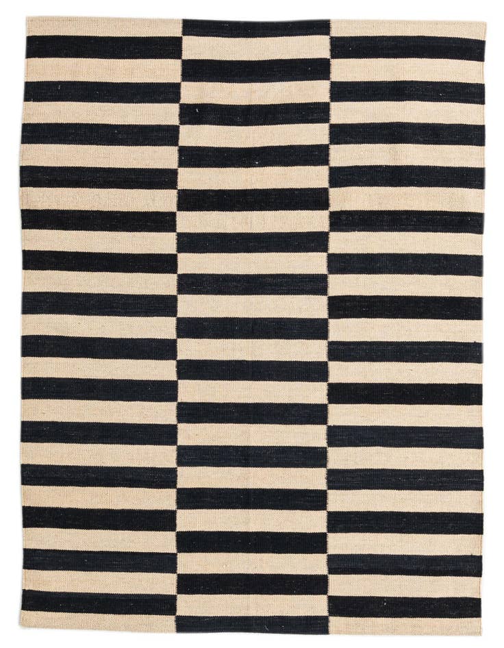 Detail image of 4' 2 x 5' 10 Hand Woven Kilim Modern Wool Rug