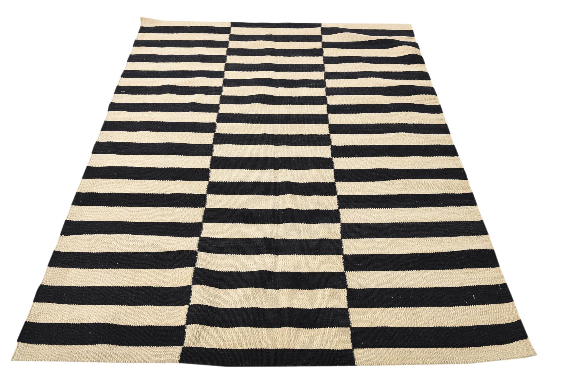 4' 1 x 5' 10 Hand Woven Kilim Modern Wool Rug
