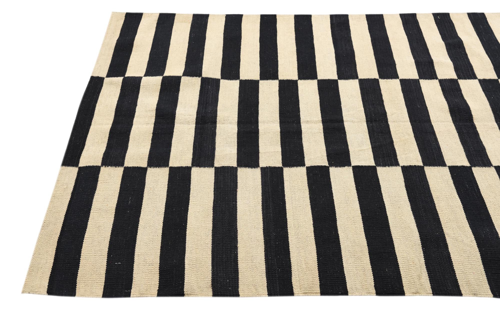 4' 1 x 5' 10 Hand Woven Kilim Modern Wool Rug