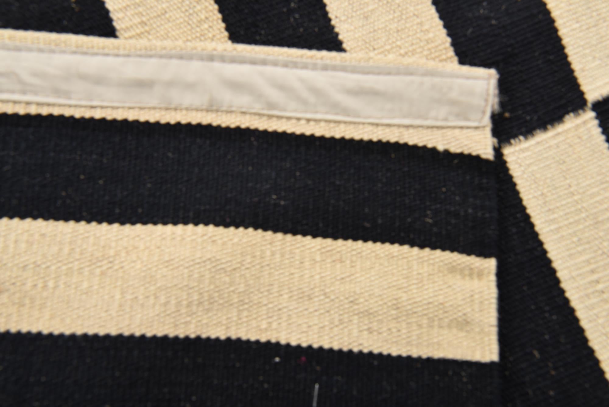 4' 1 x 5' 10 Hand Woven Kilim Modern Wool Rug