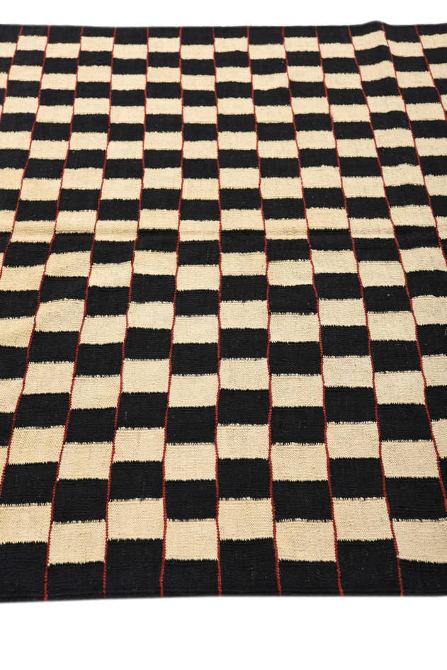 Detail image of 5' 2 x 6' 3 Hand Woven Kilim Modern Wool Rug