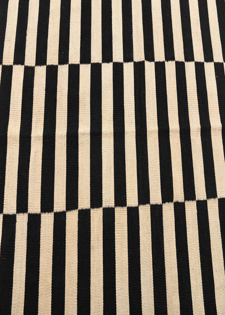 4' 1 x 5' 11 Hand Woven Kilim Modern Wool Rug
