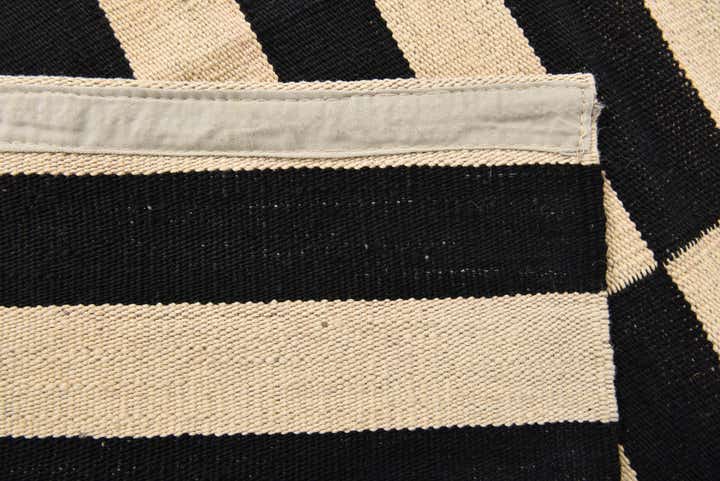 4' 1 x 5' 11 Hand Woven Kilim Modern Wool Rug