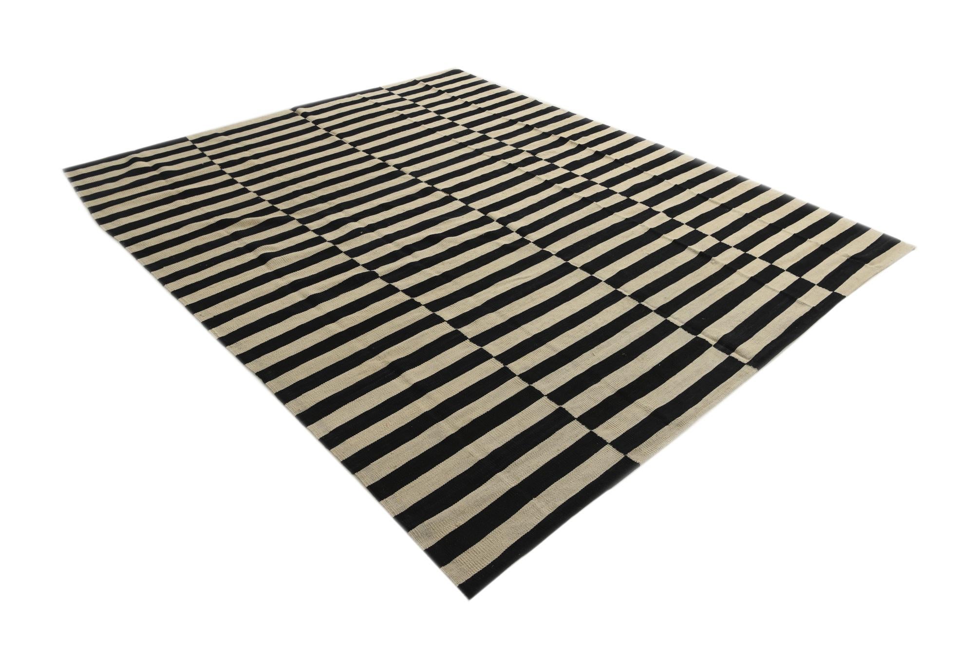 8' 1 x 9' 8 Hand Woven Kilim Modern Wool Rug