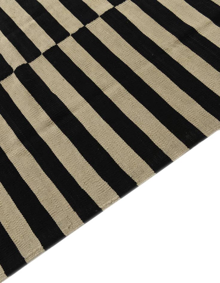 Detail image of 8' 1 x 9' 8  Hand Woven Kilim Modern Wool Rug