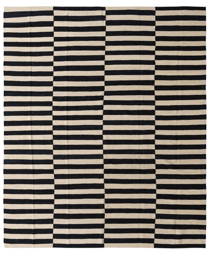 Detail image of 8' 1 x 9' 8 Hand Woven Kilim Modern Wool Rug