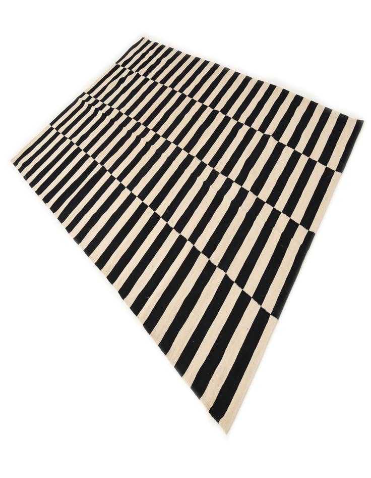 Detail image of 6' 8 x 9' 9  Hand Woven Kilim Modern Wool Rug