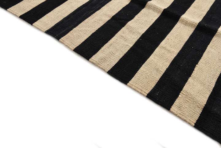 8' 5 x 9' 7 Hand Woven Kilim Modern Wool Rug