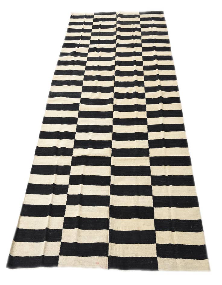 Detail image of 5' 4 x 7' 9  Hand Woven Kilim Modern Wool Rug