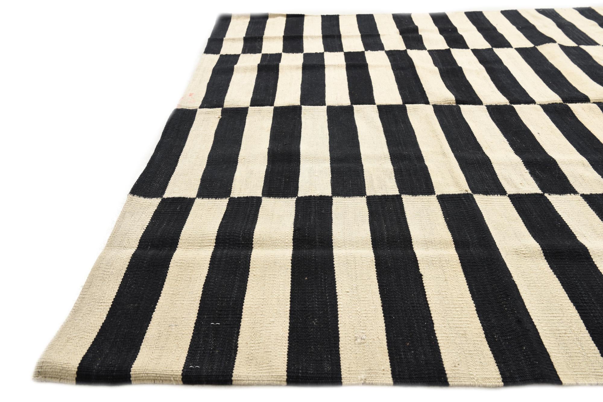 5' 4 x 7' 9 Hand Woven Kilim Modern Wool Rug