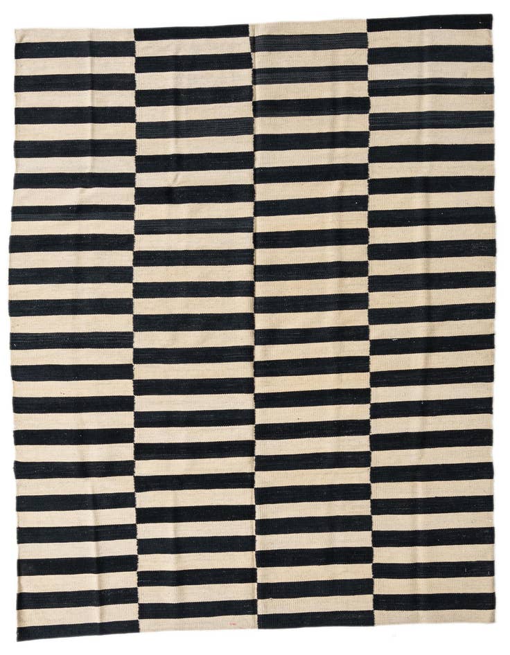Detail image of 5' 4 x 7' 9 Hand Woven Kilim Modern Wool Rug