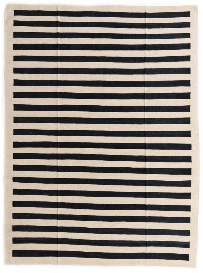 Detail image of 8' 3 x 11' Hand Woven Kilim Modern Wool Rug