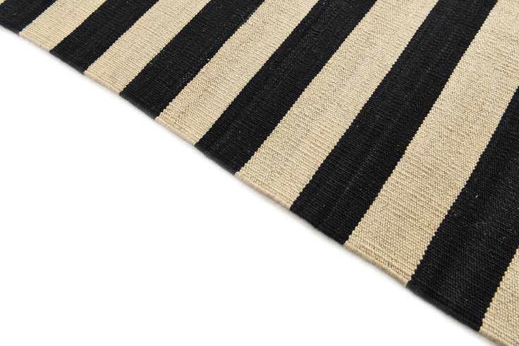 Detail image of 8' 7 x 11' 3 Hand Woven Kilim Modern Wool Rug