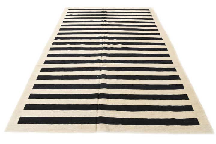 6' 9 x 9' 7 Hand Woven Kilim Modern Wool Rug