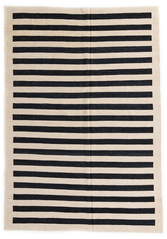 Detail image of 6' 9 x 9' 7 Hand Woven Kilim Modern Wool Rug