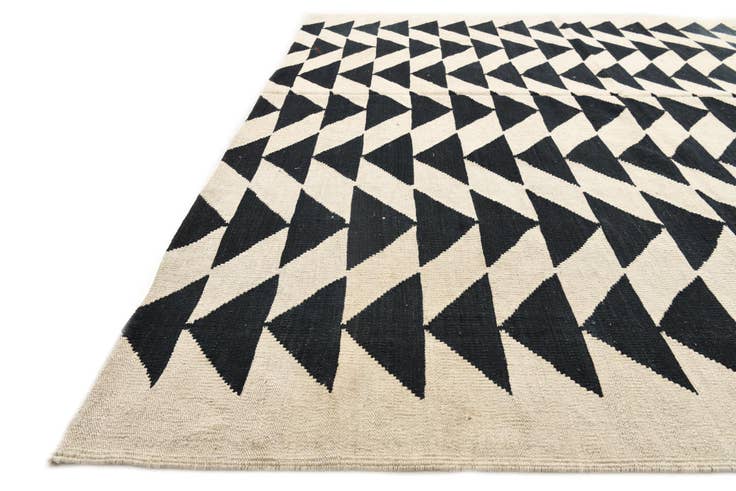 Detail image of 6' 7 x 9' 4 Hand Woven Kilim Modern Wool Rug