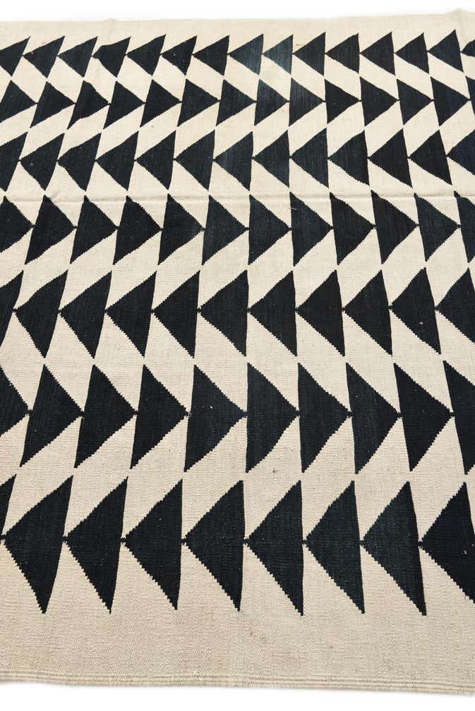 6' 7 x 9' 4 Hand Woven Kilim Modern Wool Rug