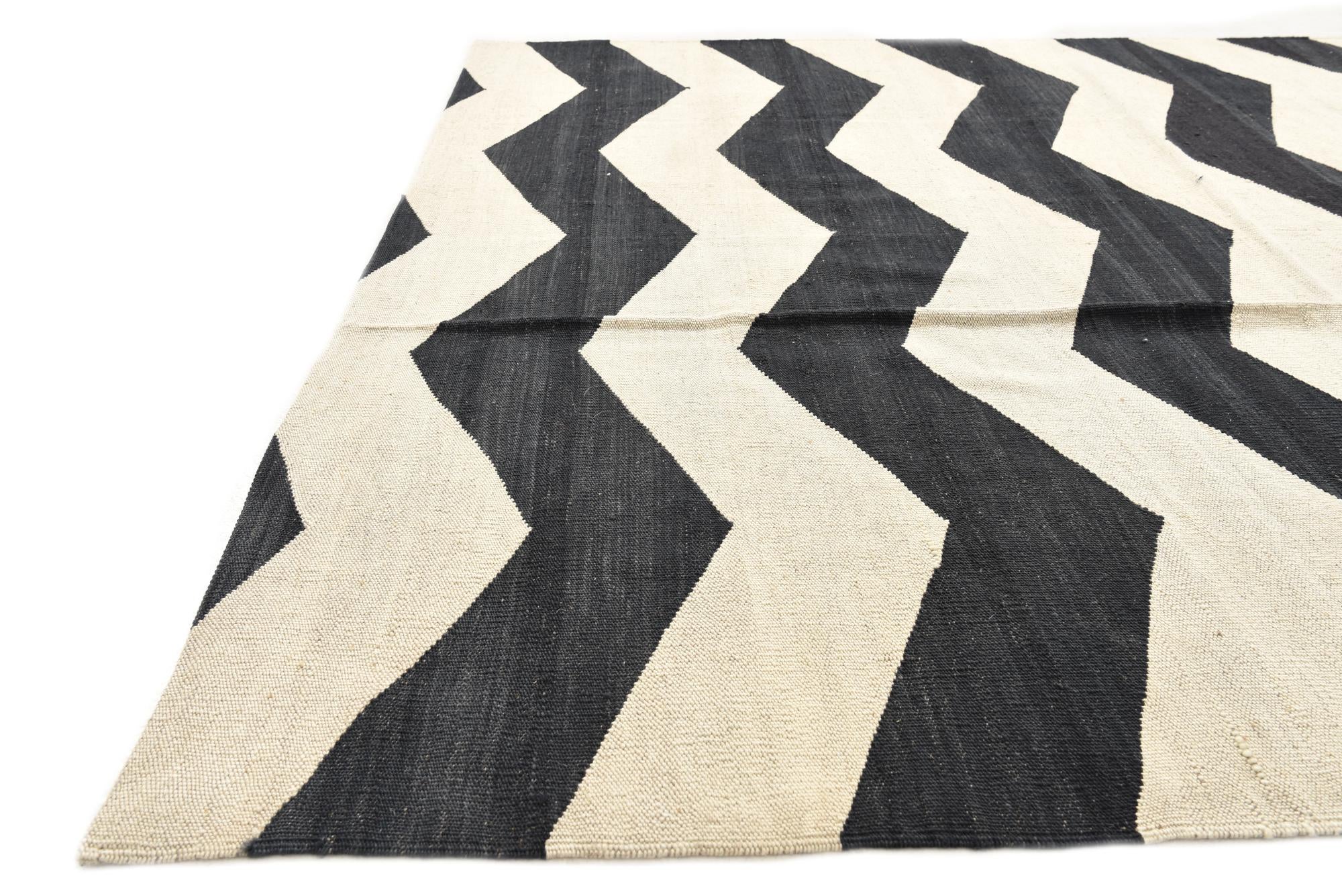 5' 10 x 7' 8 Hand Woven Kilim Modern Wool Rug