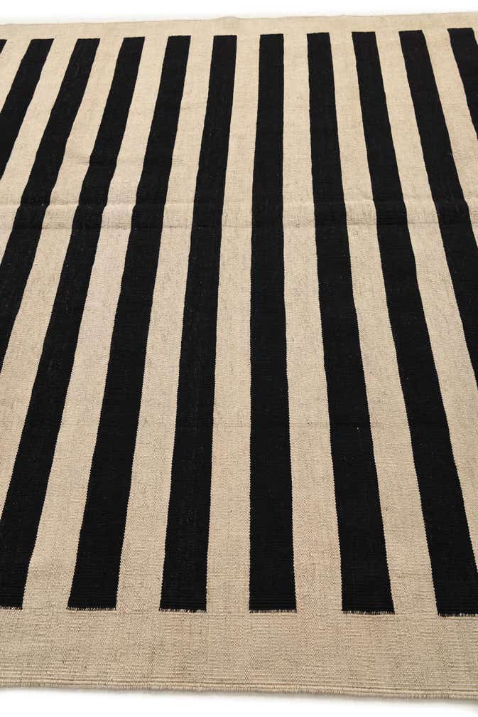 6' 10 x 9' 9 Hand Woven Kilim Modern Wool Rug