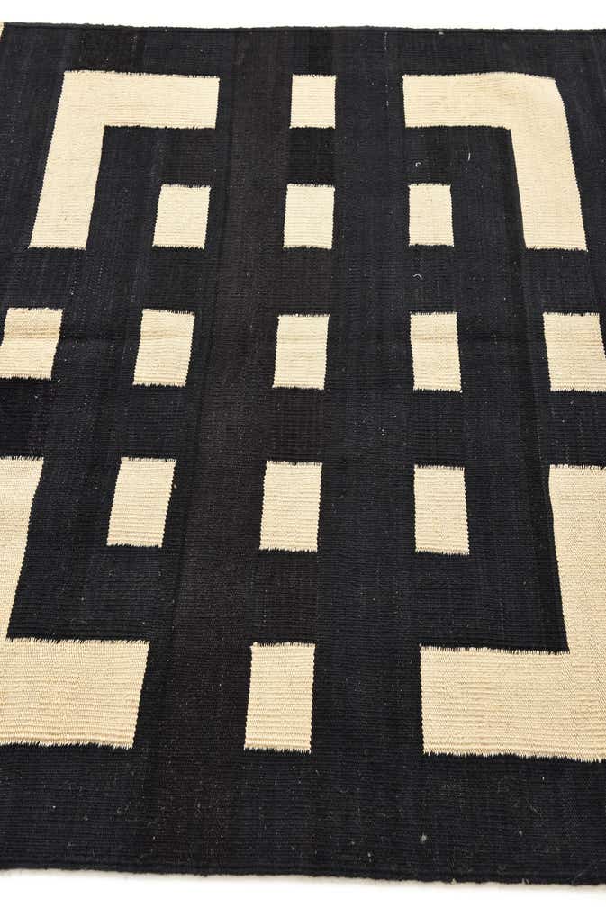 4' 4 x 6' Hand Woven Kilim Modern Wool Rug