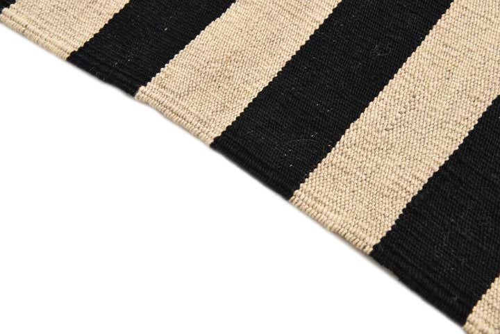 2' 8 x 3' 10 Hand Woven Kilim Modern Wool Rug