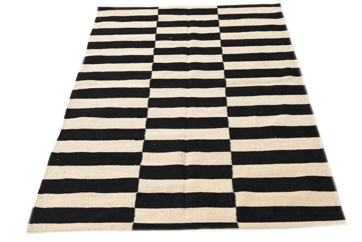 Detail image of 3' 6 x 4' 8 Hand Woven Kilim Modern Wool Rug
