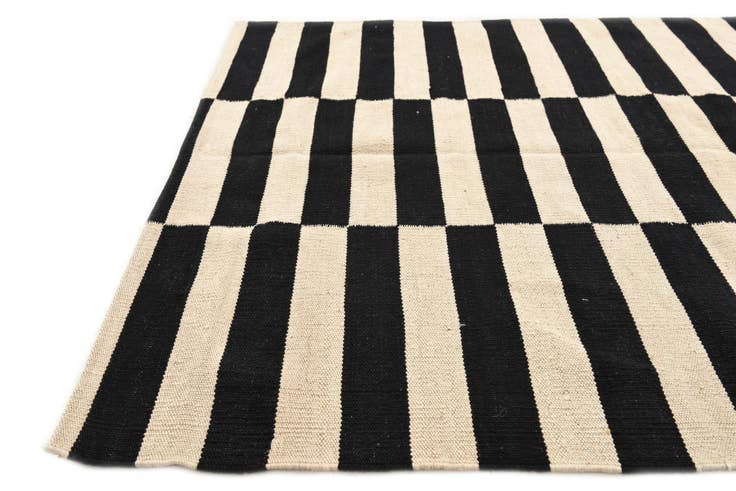 Detail image of 3' 6 x 4' 8 Hand Woven Kilim Modern Wool Rug