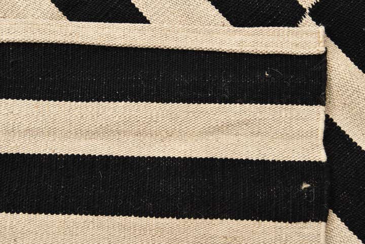 3' 6 x 4' 8 Hand Woven Kilim Modern Wool Rug