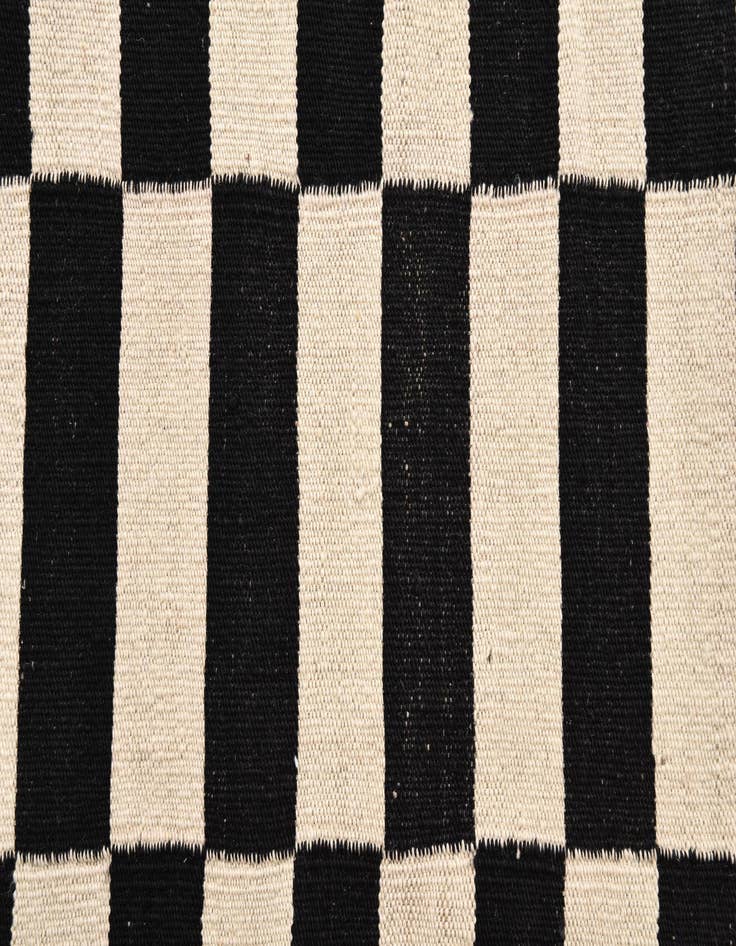 Detail image of 2' 8 x 3' 10  Hand Woven Kilim Modern Wool Rug