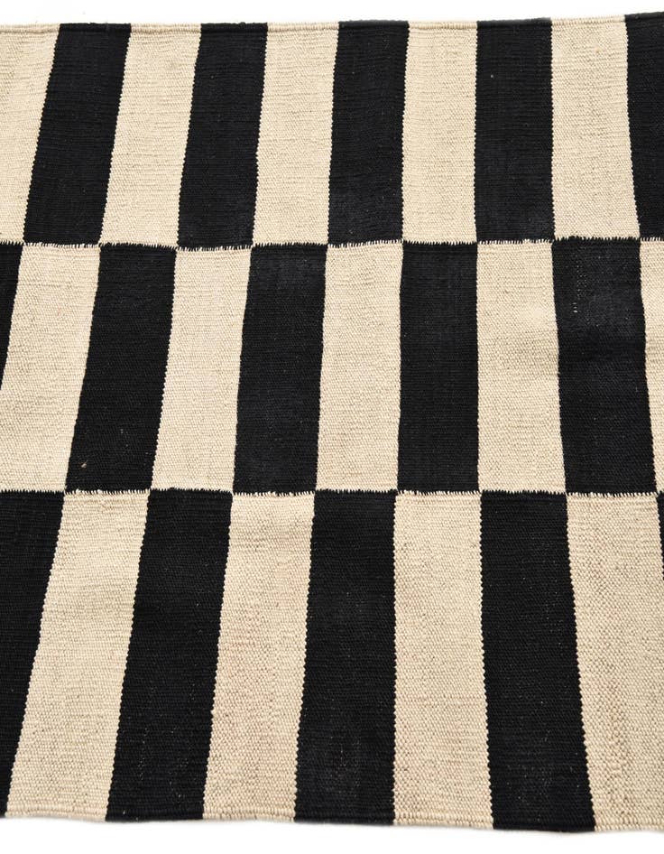 Detail image of 2' 8 x 3' 9  Hand Woven Kilim Modern Wool Rug