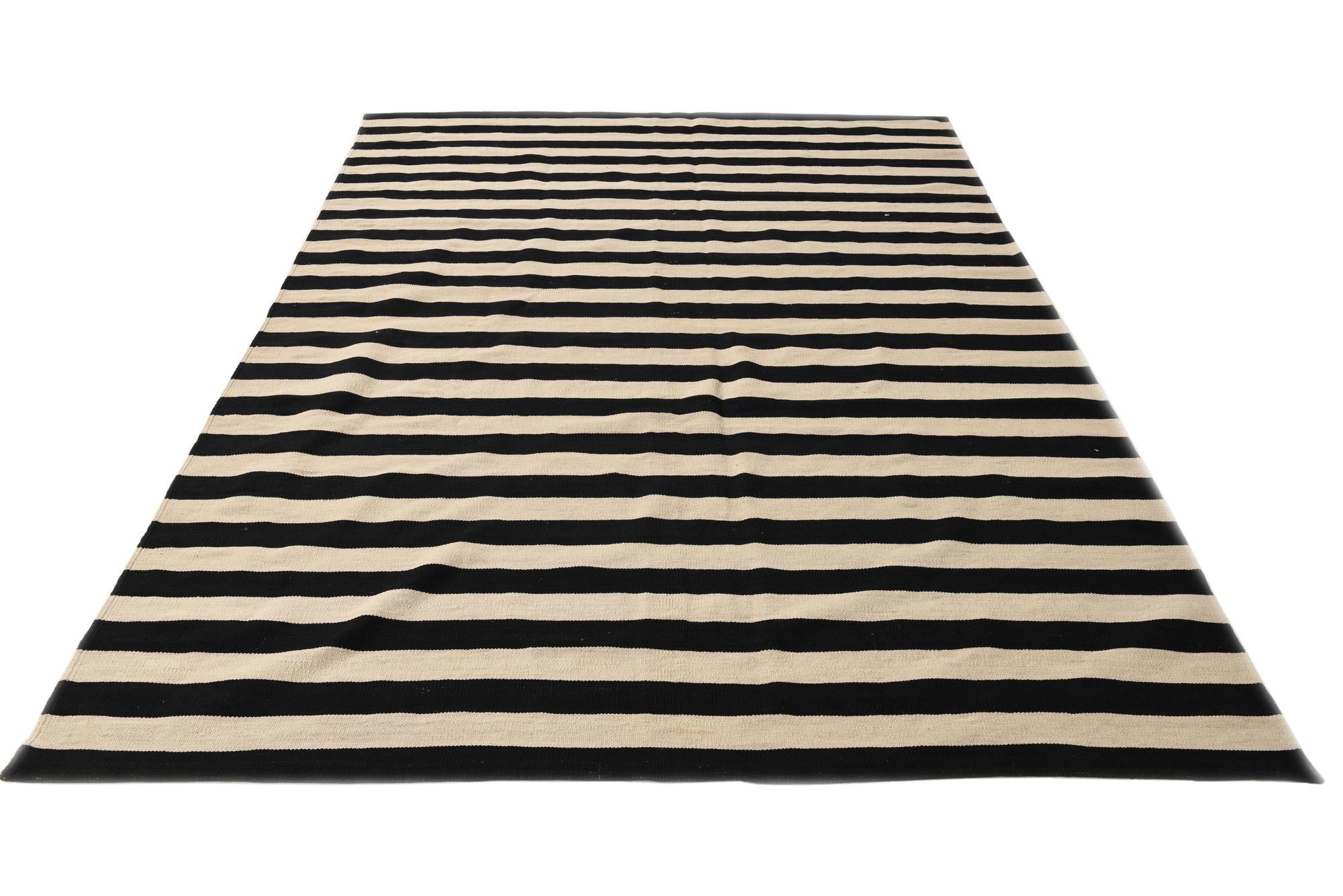 7' x 9' 8 Hand Woven Kilim Modern Wool Rug