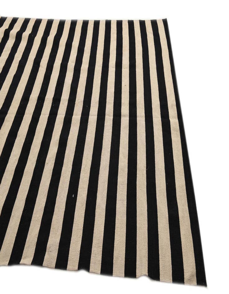 Detail image of 7' x 9' 8 Hand Woven Kilim Modern Wool Rug