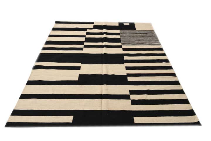 5' 7 x 7' 7 Hand Woven Kilim Modern Wool Rug