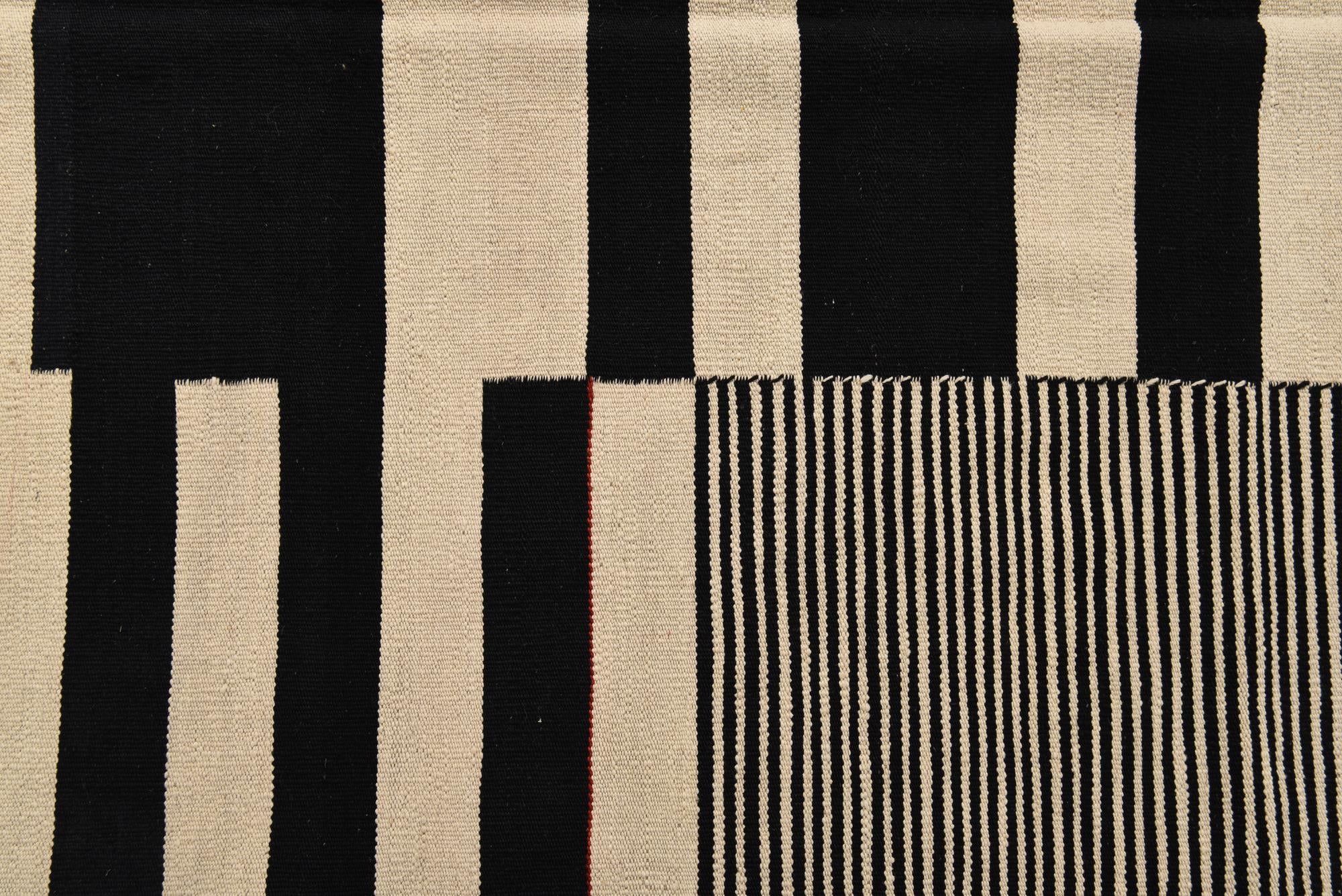 5' 7 x 7' 7 Hand Woven Kilim Modern Wool Rug
