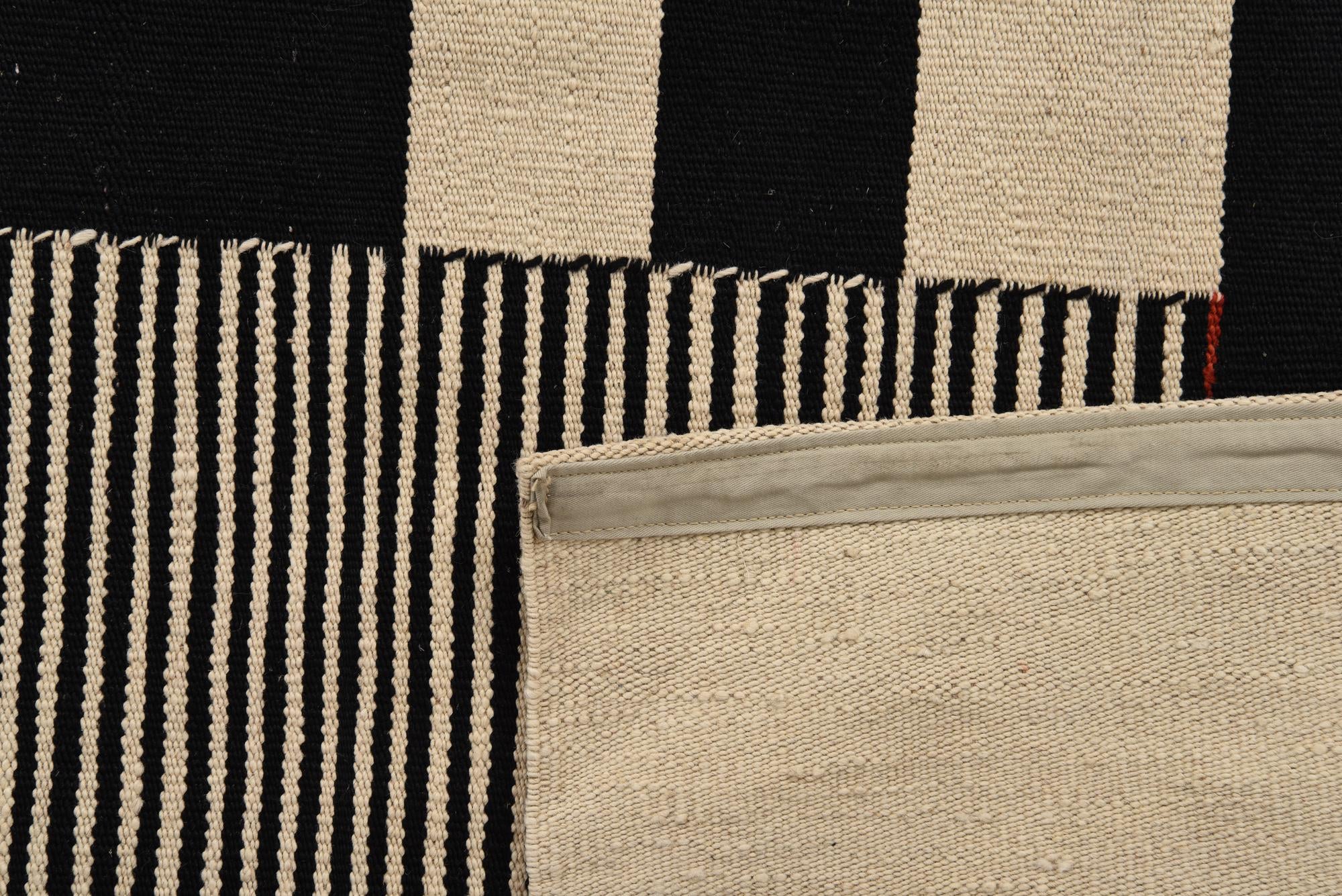 5' 7 x 7' 7 Hand Woven Kilim Modern Wool Rug