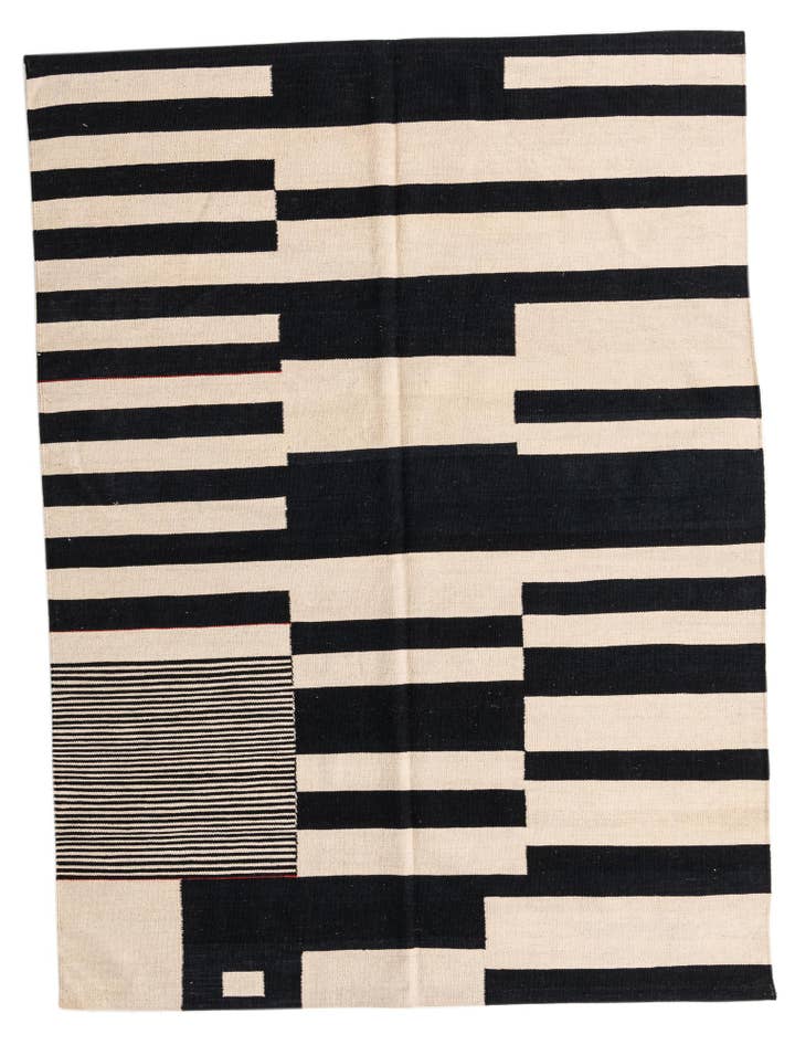 Detail image of 5' 7 x 7' 7 Hand Woven Kilim Modern Wool Rug