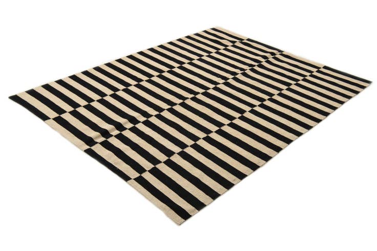 Detail image of 5' 10 x 7' 9 Hand Woven Kilim Modern Wool Rug