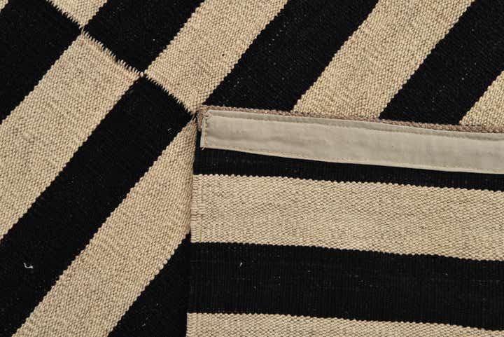 5' 10 x 7' 9 Hand Woven Kilim Modern Wool Rug