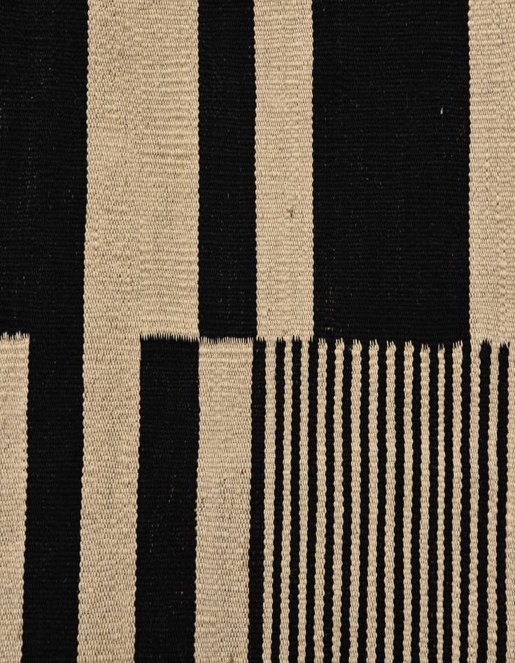 Detail image of 5' x 6' 8 Hand Woven Kilim Modern Wool Rug