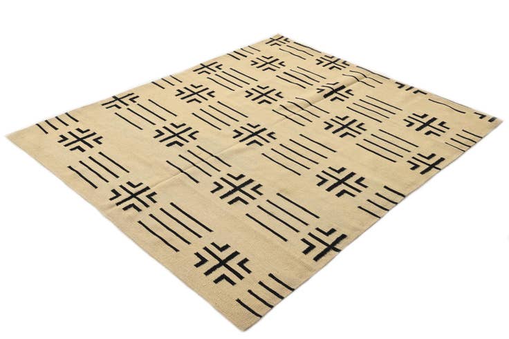 Detail image of 5' 5 x 6' 6 Hand Woven Kilim Modern Wool Rug