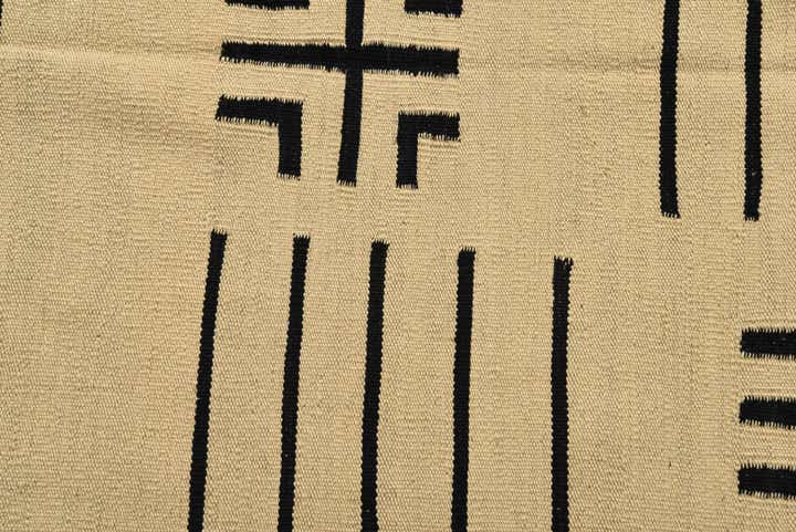 5' 5 x 6' 6 Hand Woven Kilim Modern Wool Rug