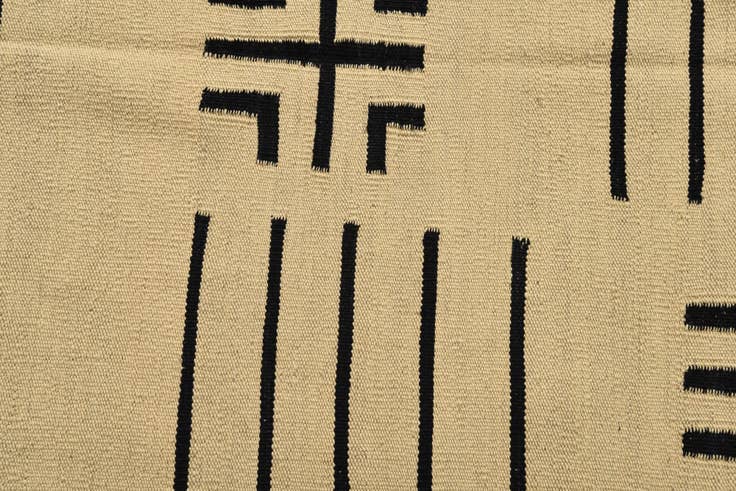 Detail image of 5' 5 x 6' 6 Hand Woven Kilim Modern Wool Rug