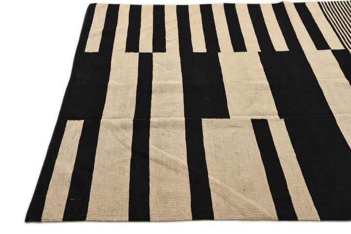 5' 7 x 7' 9 Hand Woven Kilim Modern Wool Rug