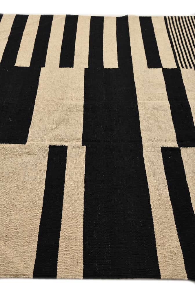 5' 7 x 7' 9 Hand Woven Kilim Modern Wool Rug