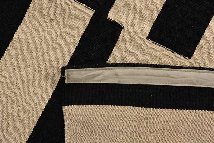 5' 7 x 7' 9 Hand Woven Kilim Modern Wool Rug