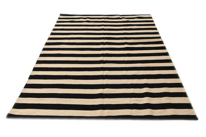 5' 6 x 7' 8 Hand Woven Kilim Modern Wool Rug