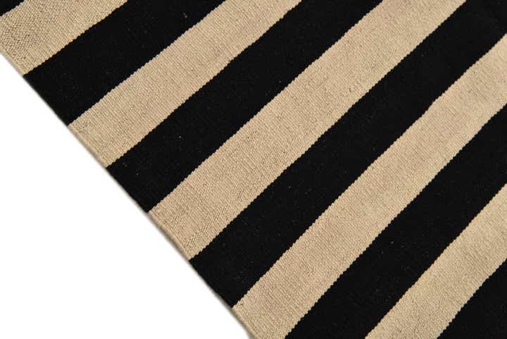 5' 6 x 7' 8 Hand Woven Kilim Modern Wool Rug